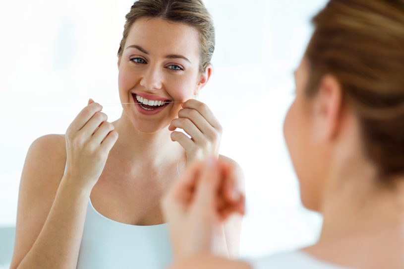 Trucos para usar la seda dental