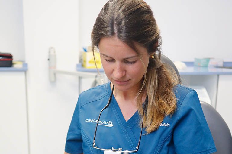 Clínica Dental en Avilés. Síntomas de infección tras una extracción dental
