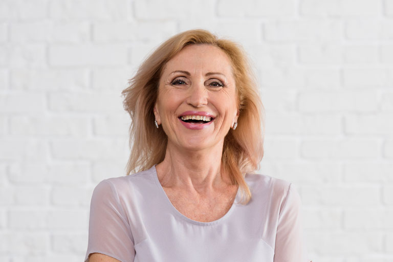 Salud bucodental de la mujer en la Menopausia