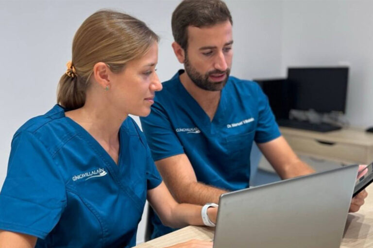 implantes dentales tras una extraccion. Dentistas avilés