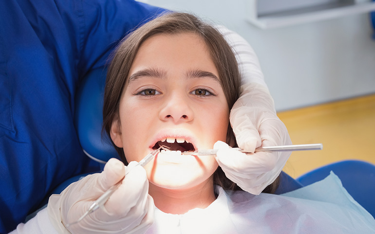 Revisión dental vuelta al cole en Clínica Dental Villalaín, dentista en Avilés