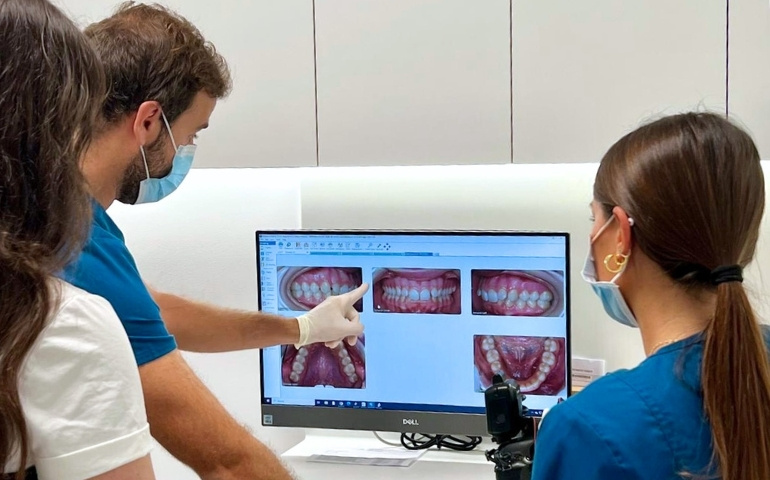 Estudio previo al comienzo de un tratamiento de ortodoncia invisible en Avilés.